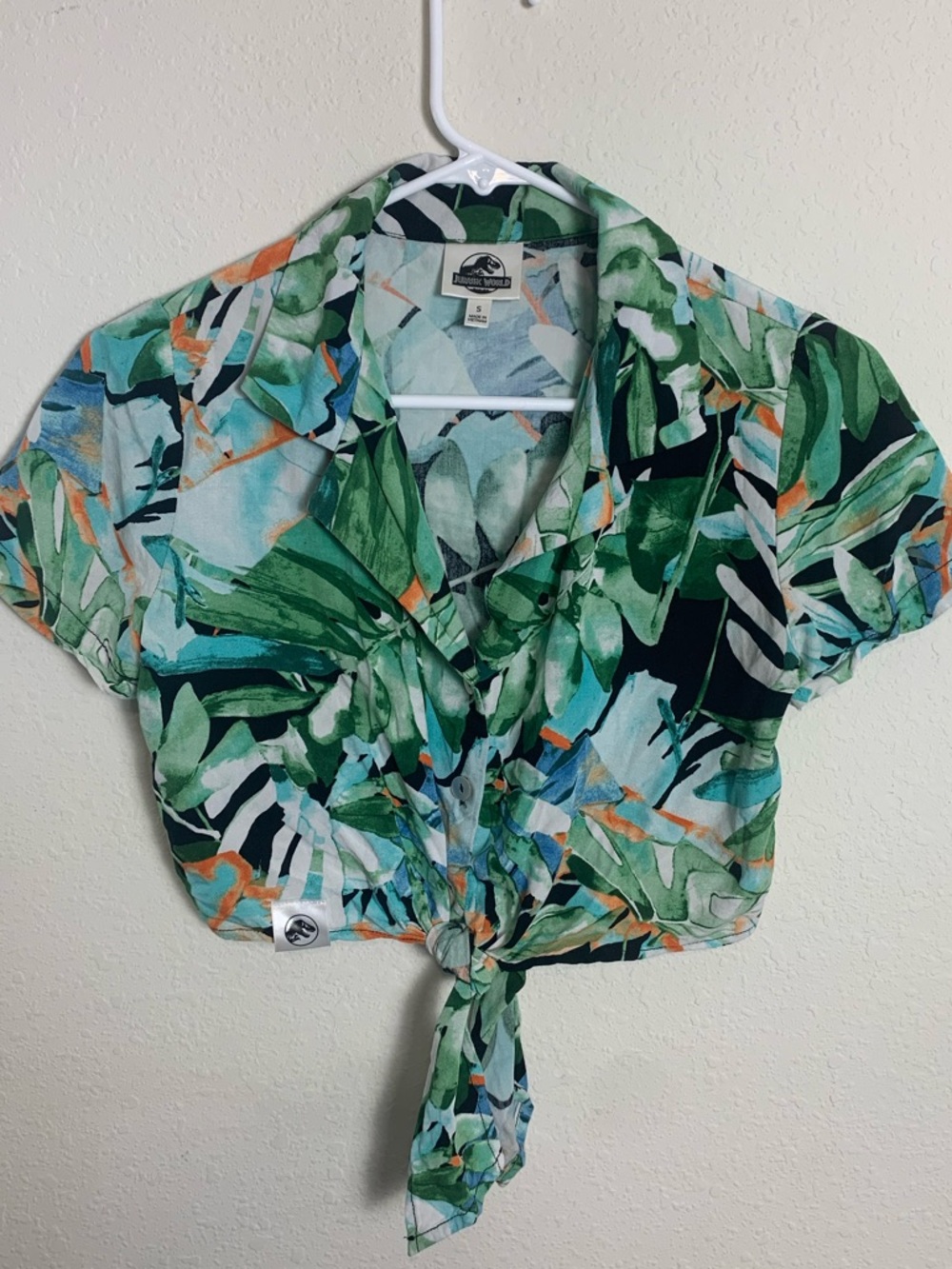 Jurassic World Tropical Tie-Front Crop Top Green Leaf Print Small